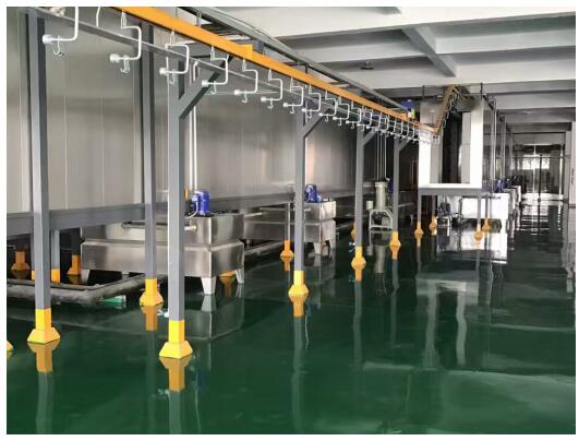 槽內立式泵五金表面處理線項目生產現(xiàn)場