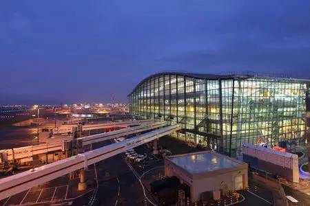 習(xí)近平19日晚抵達(dá)英國